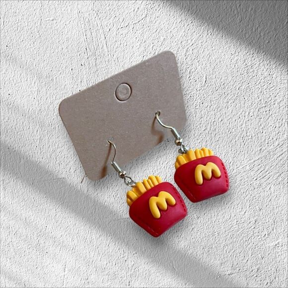McDonald’s French Fries Theme Dangle Earrings Silver Tone Jewelry Gift NEW - Picture 2 of 4
